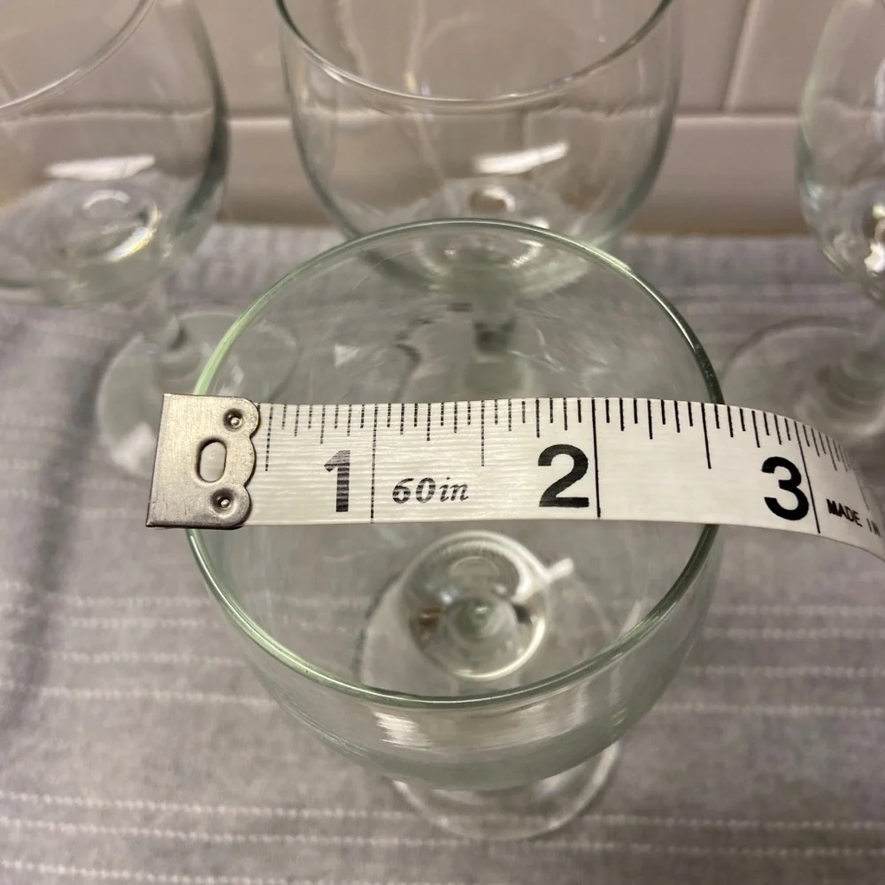 Vintage 4 piece set of Cordial Drinking Glasses Exc